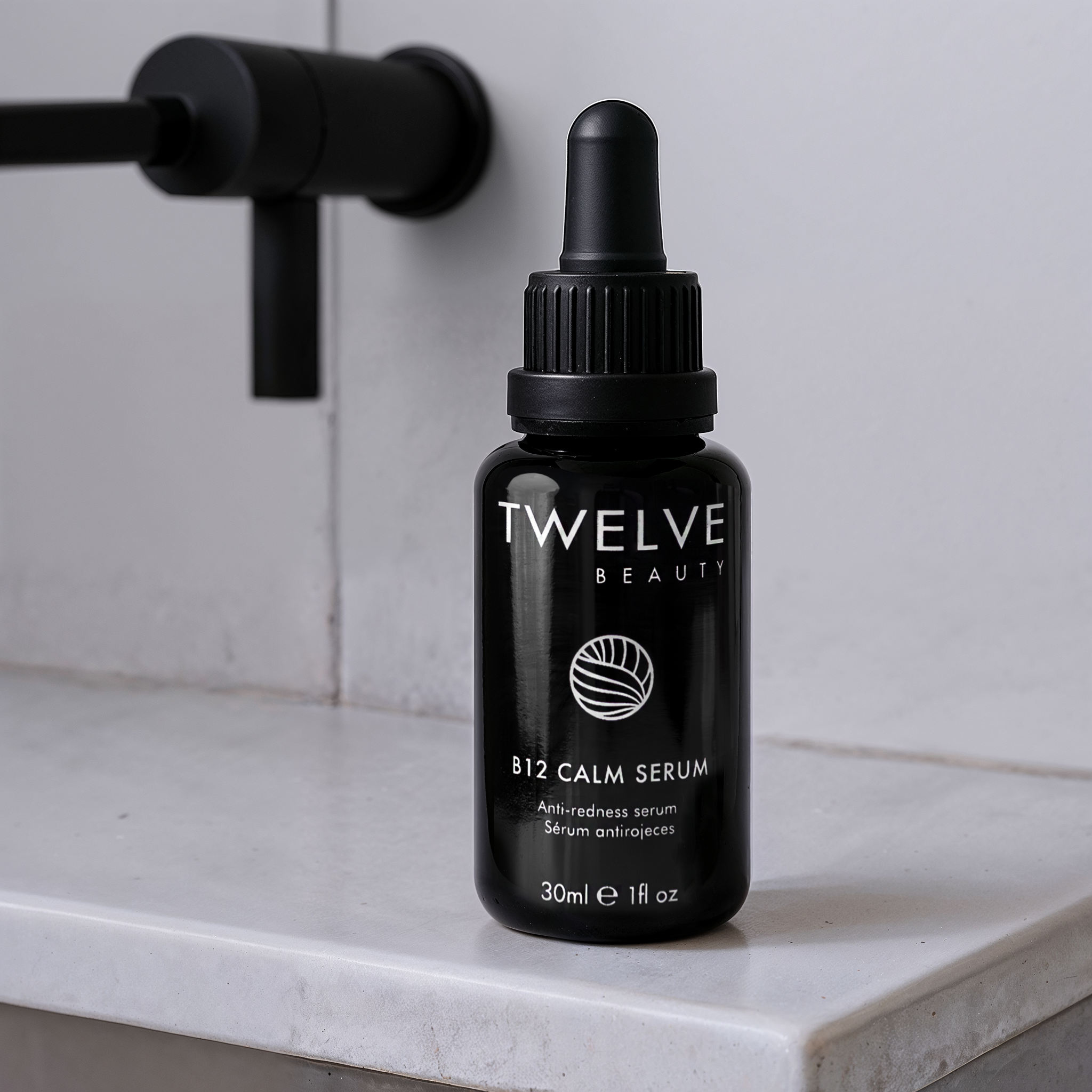 Un gesto de alivio diario que restaura la piel reactiva y devuelve serenidad desde el primer uso.