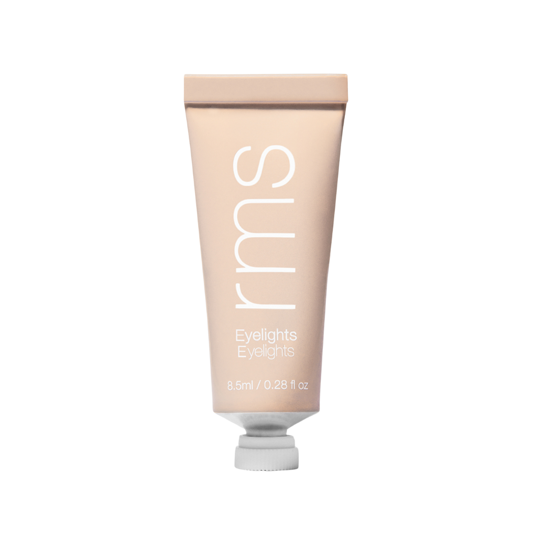 Eyelights Cream Eye Shadow de RMS Beauty aporta un tono topo luminoso con textura suave y duración impecable.
