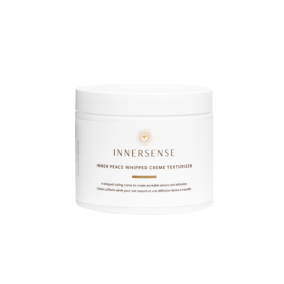 Inner Peace Whipped Crème Texturizer, crema texturizante ligera que define sin apelmazar ni dejar residuos.