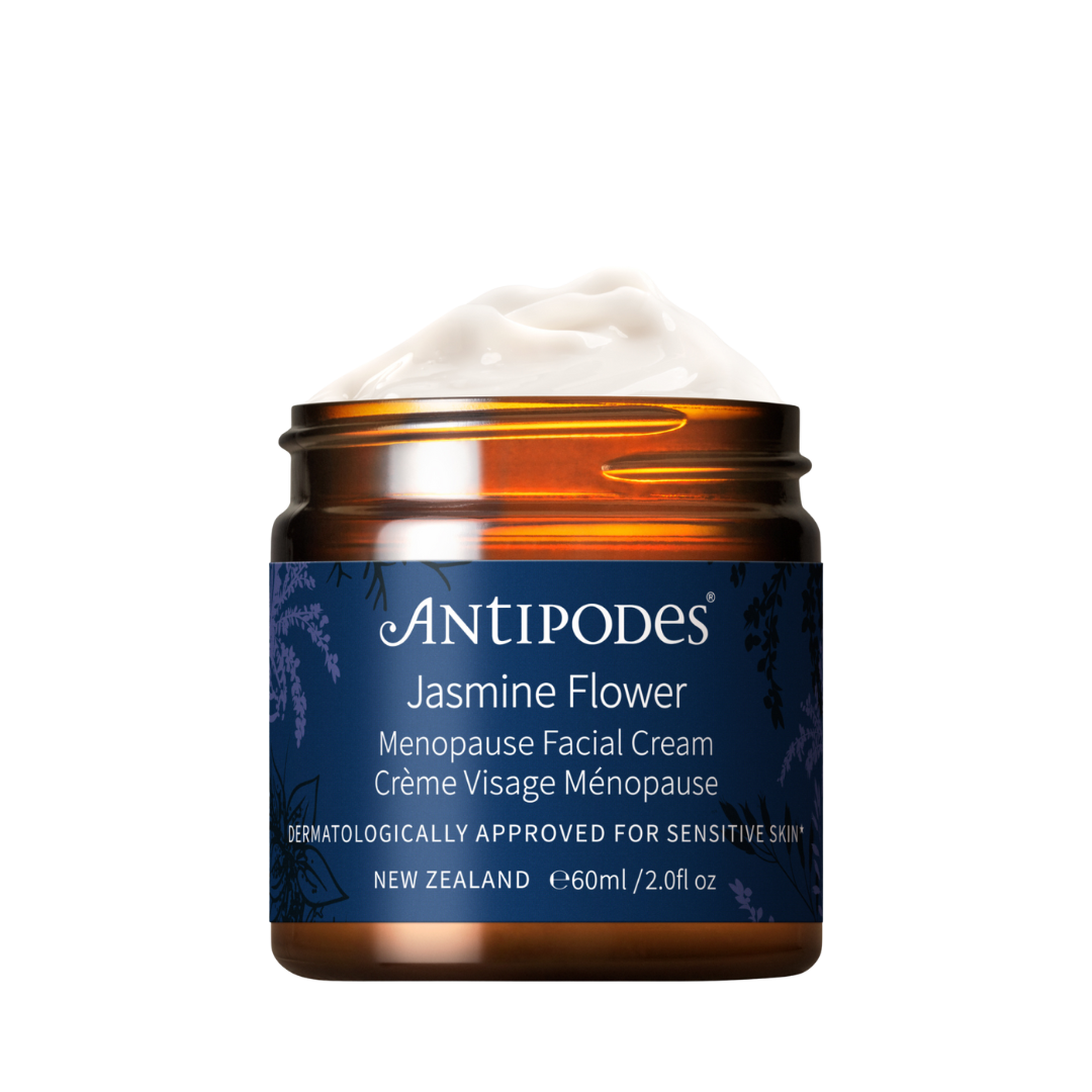 Jasmine Flower Menopause Facial Cream de Antipodes hidrata, calma y suaviza la piel durante la menopausia.