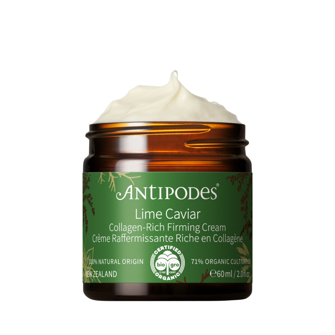 Lime Caviar Collagen-Rich Firming Cream de Antipodes reafirma, suaviza y devuelve elasticidad a la piel.