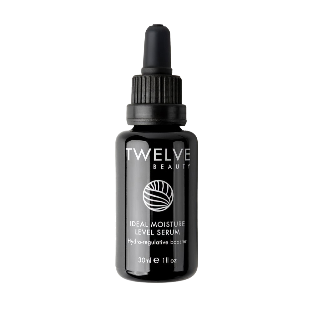 Ideal Moisture Level Serum de Twelve Beauty sella la hidratación y suaviza líneas con textura acuosa y envolvente.