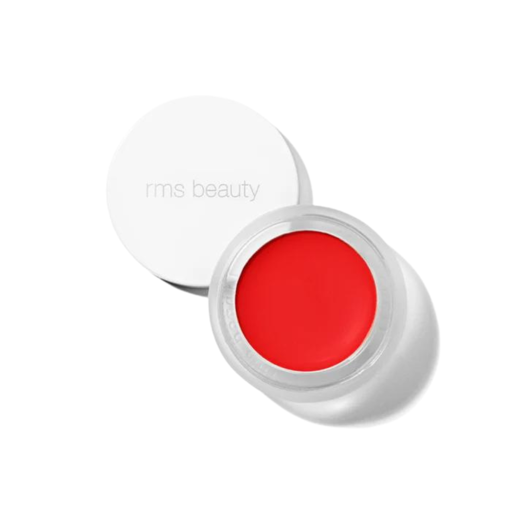 Lip2Cheek de RMS Beauty funde el rojo cereza con la piel para un rubor intenso y jugoso con carácter.