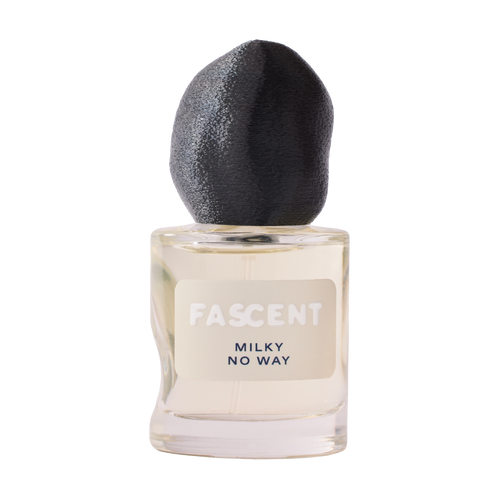 Milky No Way de Fascent envuelve la piel en una mezcla adictiva de leche de avellanas y ámbar sensual.
