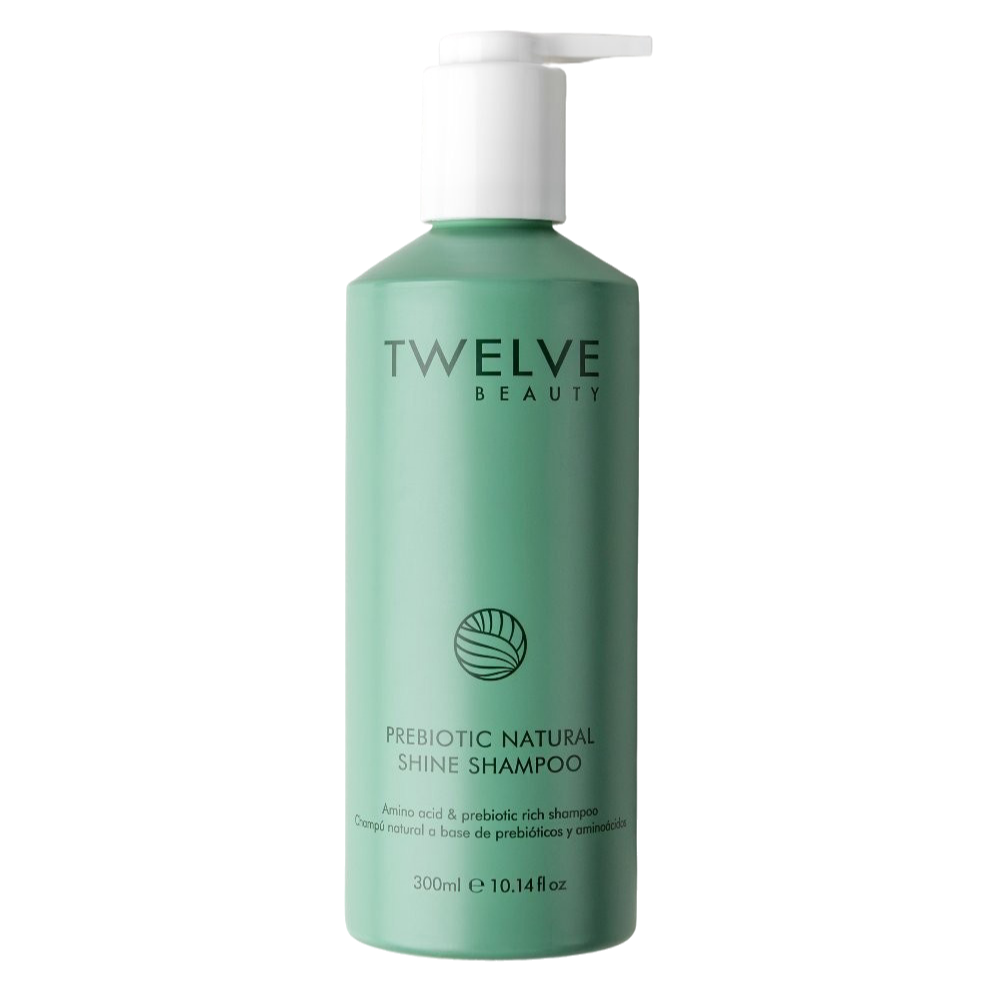 Prebiotic Natural Shine Shampoo de Twelve Beauty deja el cabello suelto, brillante y limpio por más tiempo.