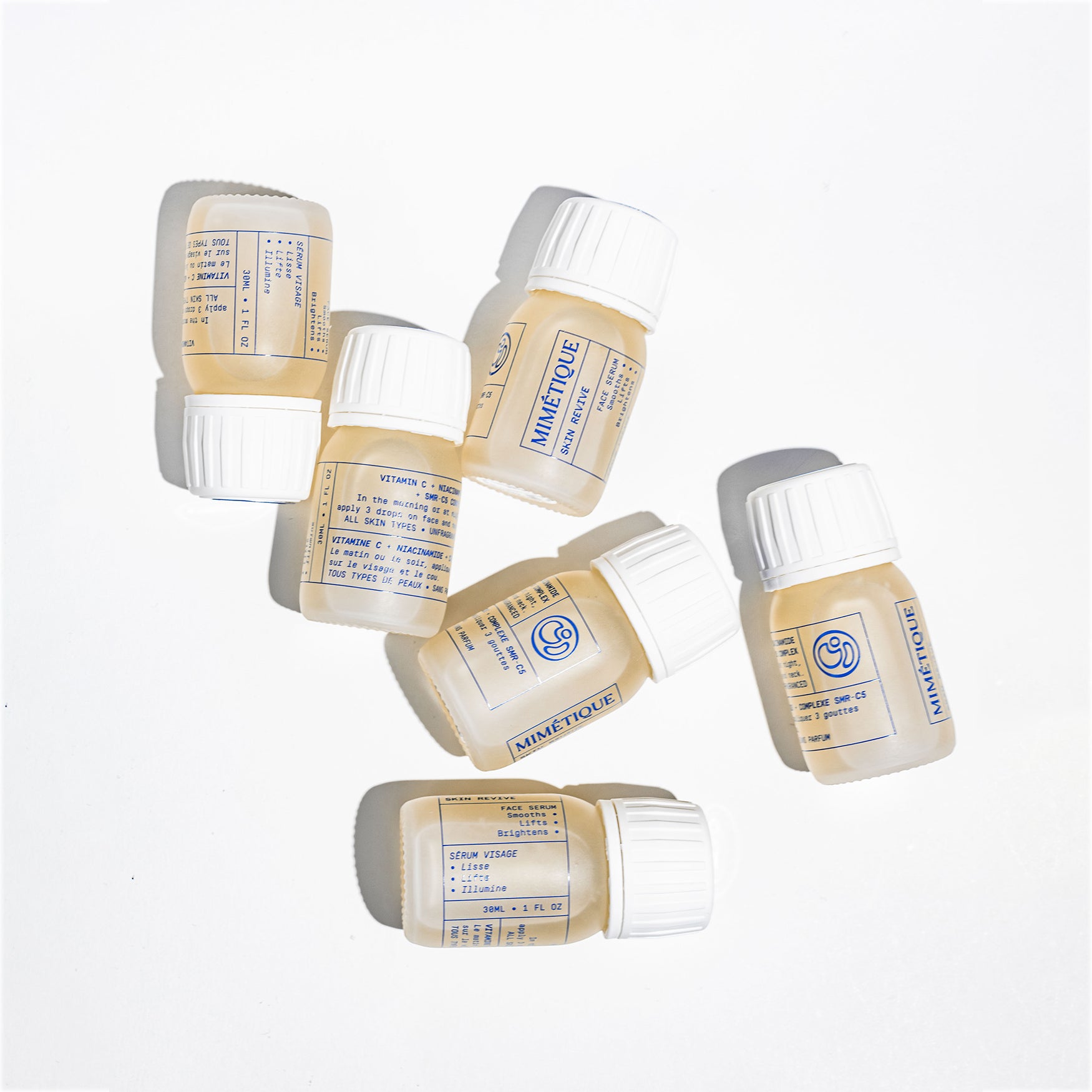 El sérum Skin Revive de Mimétique reaviva el tono y suaviza visiblemente líneas y textura.